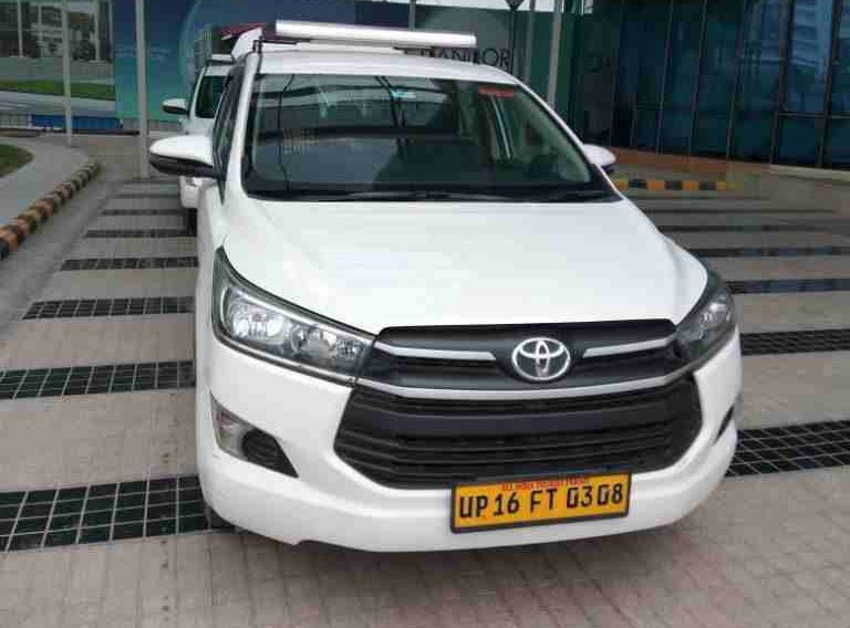 Innova for outstation Taxi rental